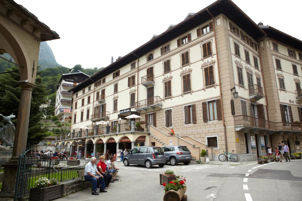 Hotel Monterosa Аланья-Вальсезия Экстерьер фото